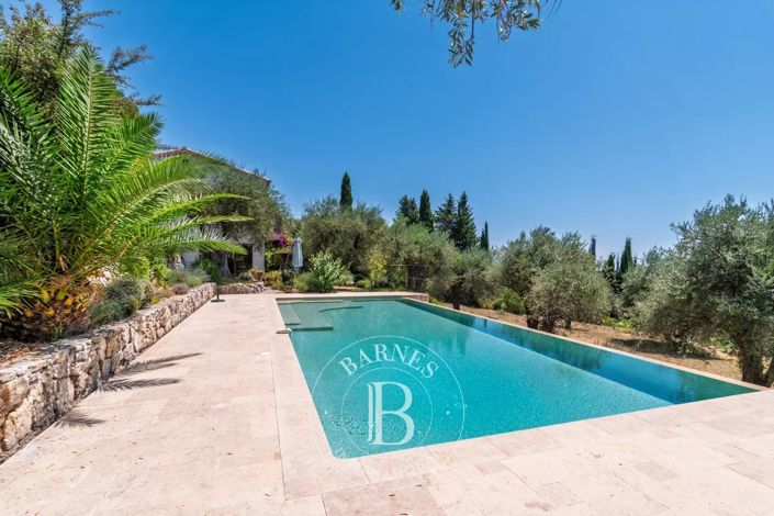 Image No.5-Maison de 4 chambres à vendre à Châteauneuf-Grasse