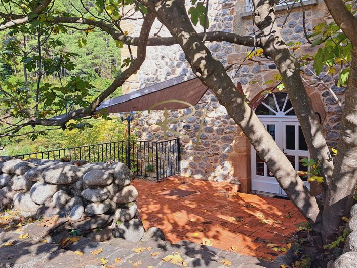 Image No.13-10 Bed House for sale