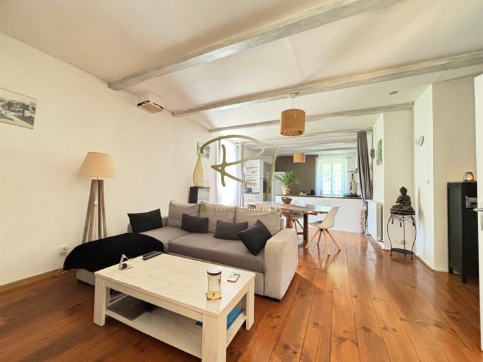 Image No.4-10 Bed House for sale