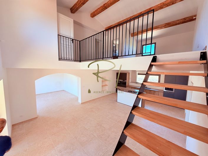 Image No.4-5 Bed House for sale