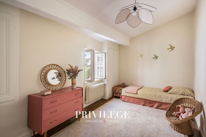 Image No.14-3 Bed House for sale