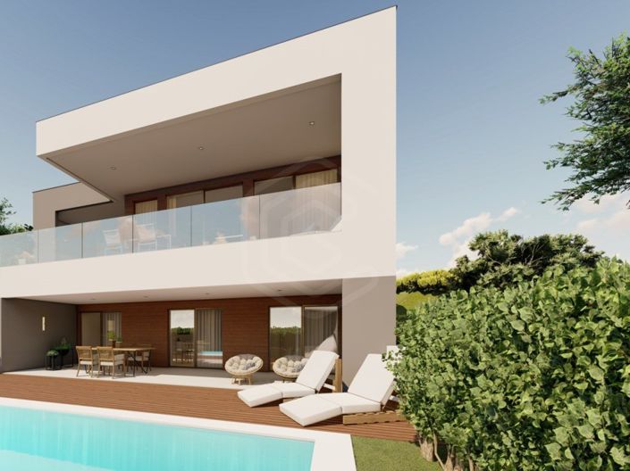 Image No.17-3 Bed House for sale