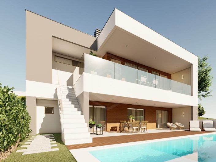 Image No.18-3 Bed House for sale