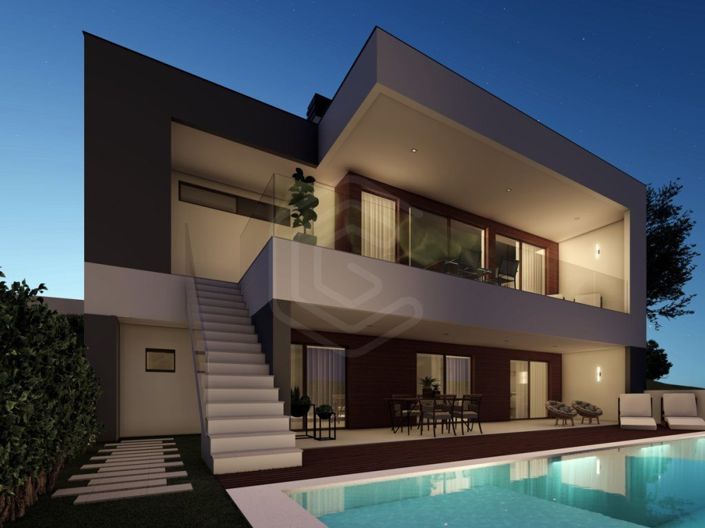 Image No.19-3 Bed House for sale