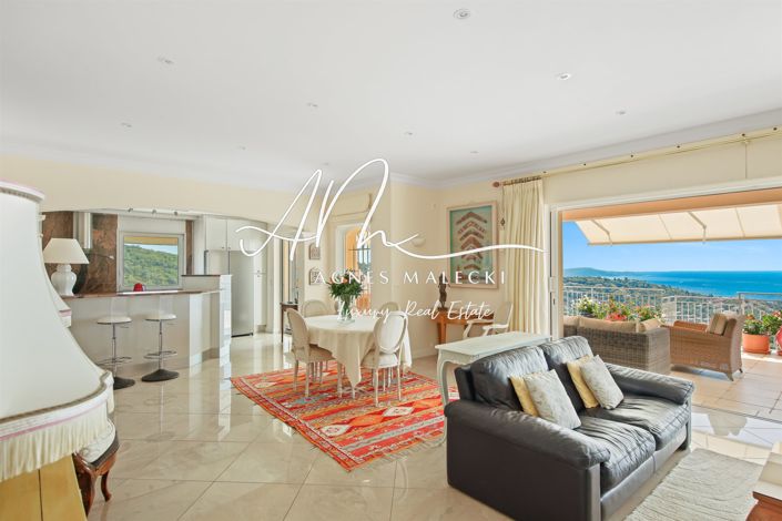 Image No.6-4 Bed House for sale