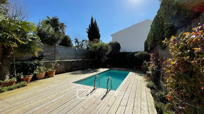 Image No.17-4 Bed House for sale