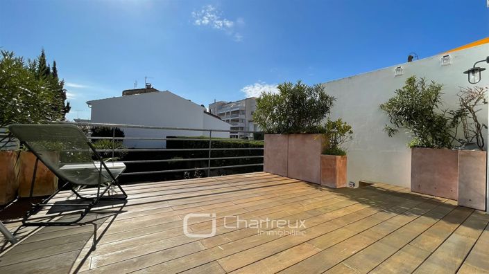 Image No.18-4 Bed House for sale