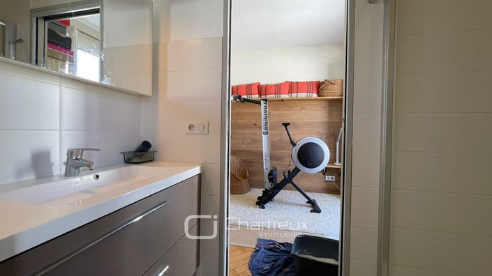 Image No.23-4 Bed House for sale