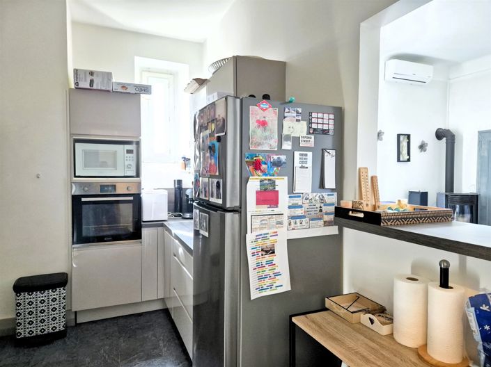 Image No.12-3 Bed Apartment for sale