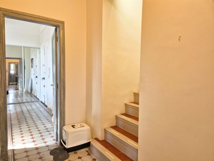 Image No.18-3 Bed Apartment for sale