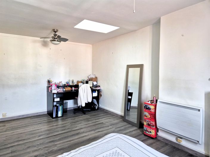 Image No.23-3 Bed Apartment for sale