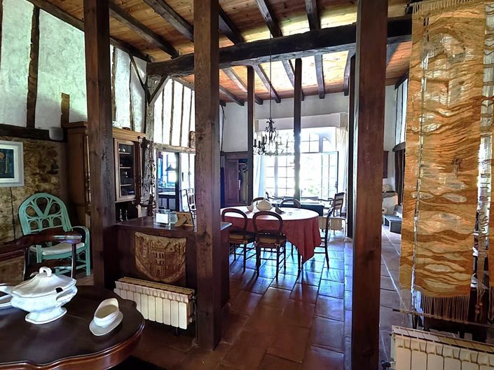 Image No.17-2 Bed House for sale