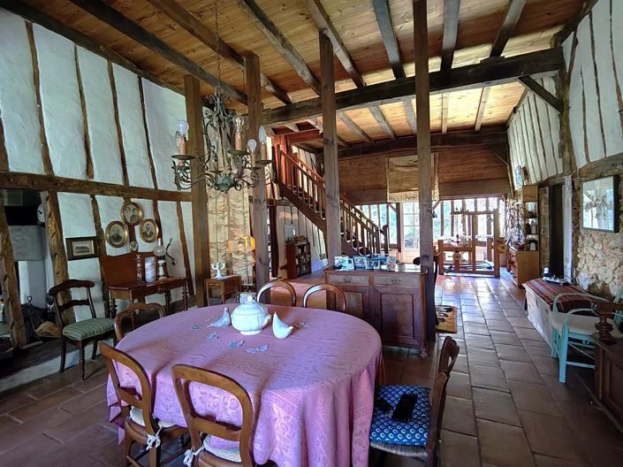 Image No.5-2 Bed House for sale