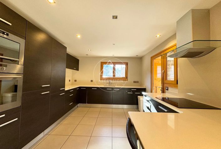 Image No.10-Maison de 6 chambres à vendre à Haute-Savoie