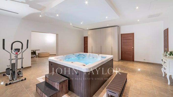 Image No.11-4 Bed House for sale