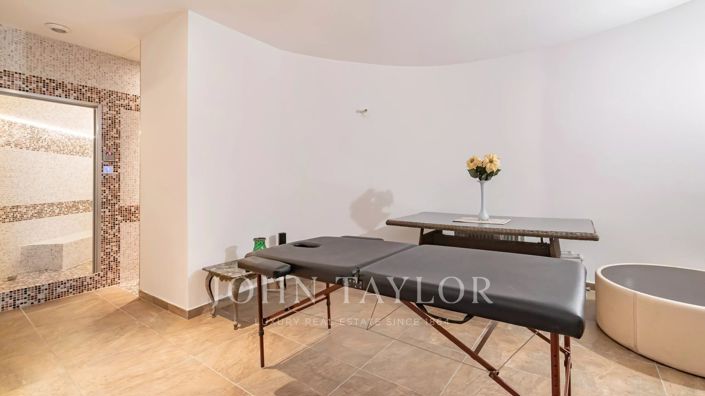 Image No.12-4 Bed House for sale