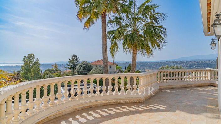 Image No.8-4 Bed House for sale