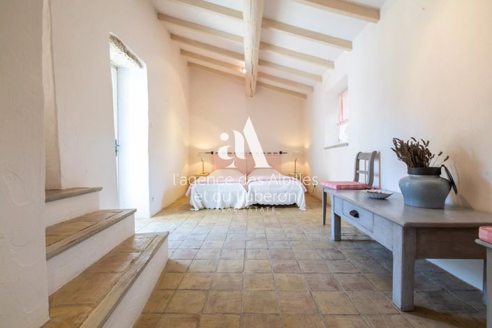 Image No.10-7 Bed House for sale