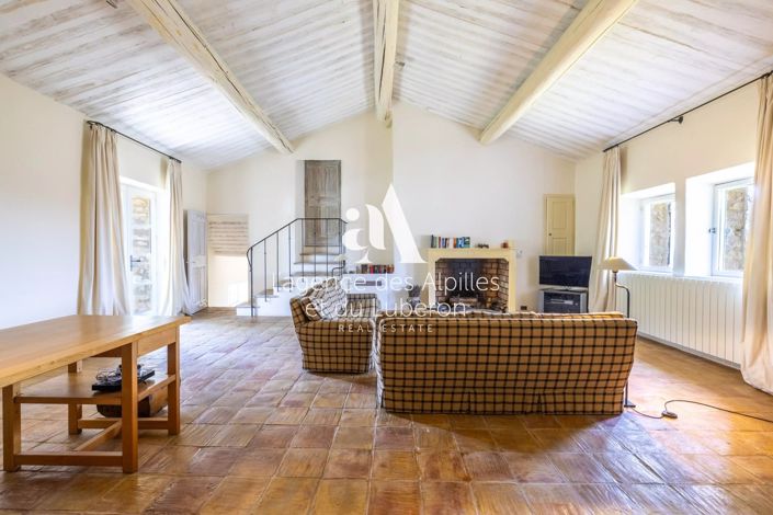 Image No.21-7 Bed House for sale