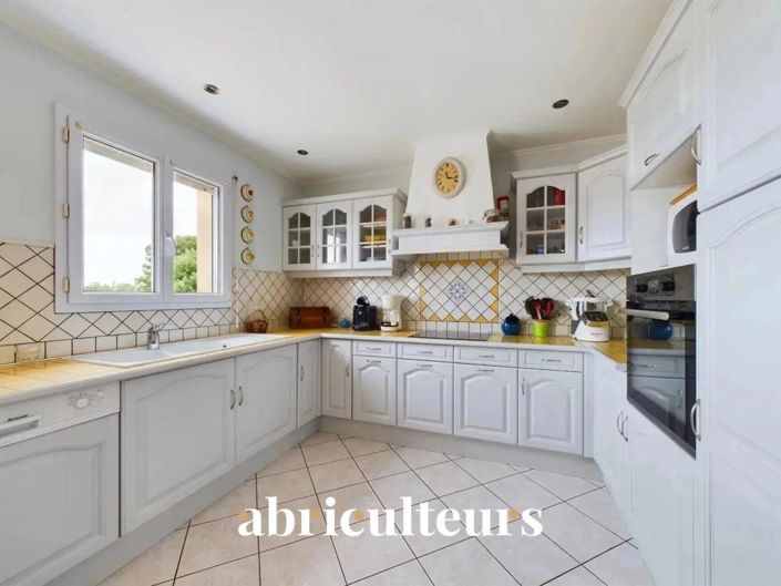 Image No.7-4 Bed House for sale