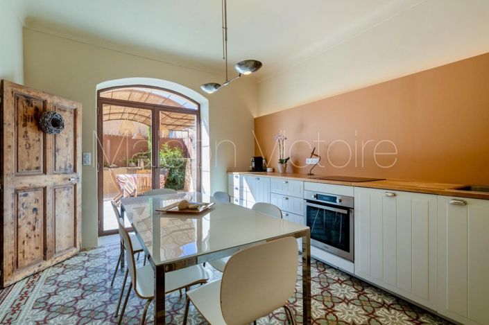 Image No.14-5 Bed House for sale