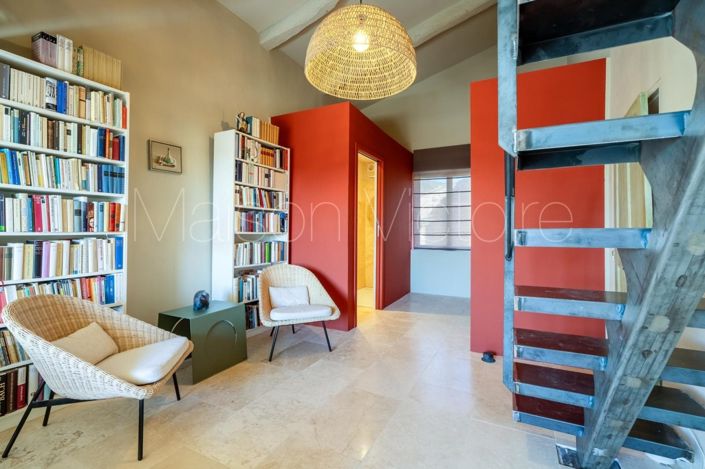 Image No.19-5 Bed House for sale