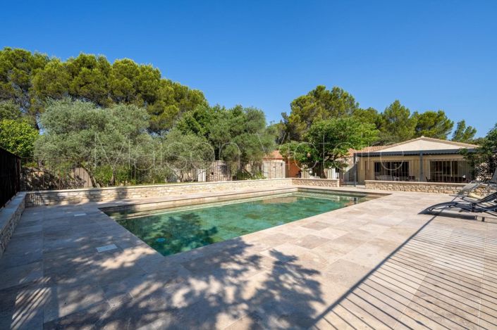 Image No.3-4 Bed House for sale