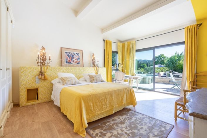 Image No.11-5 Bed House for sale