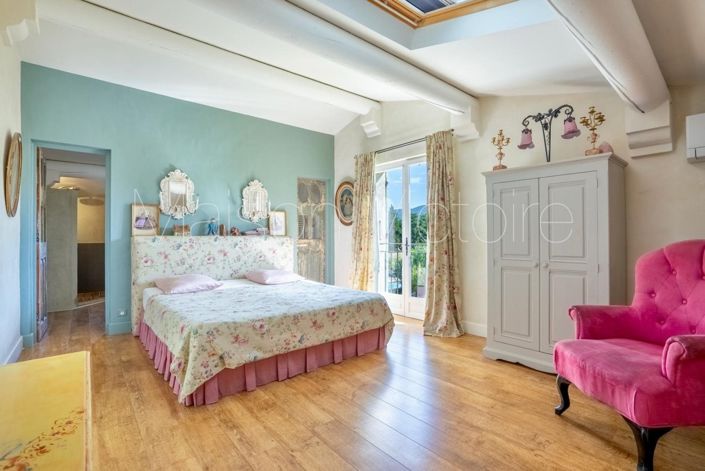 Image No.13-5 Bed House for sale