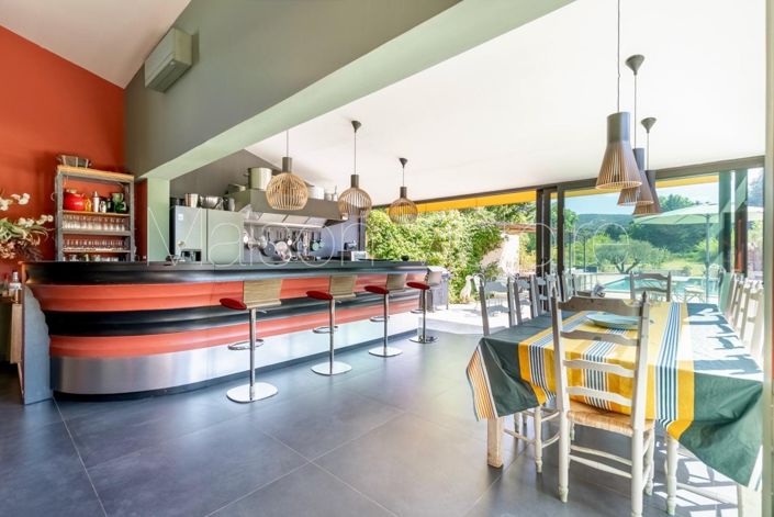 Image No.19-5 Bed House for sale