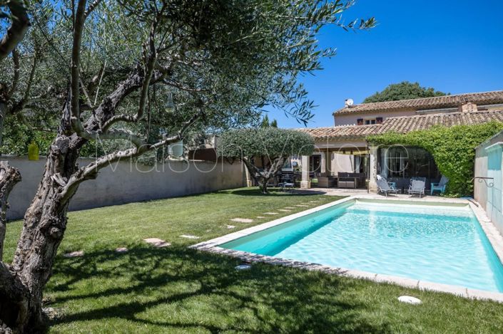 Image No.6-4 Bed House for sale