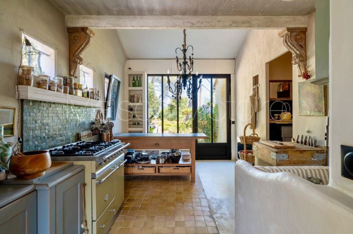 Image No.16-4 Bed House for sale