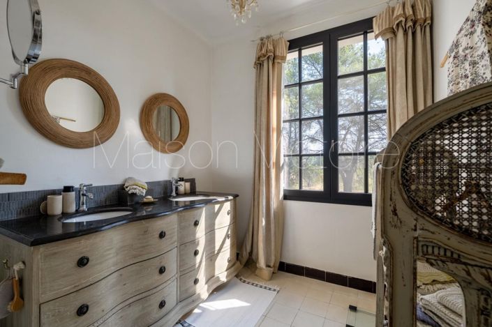 Image No.27-4 Bed House for sale