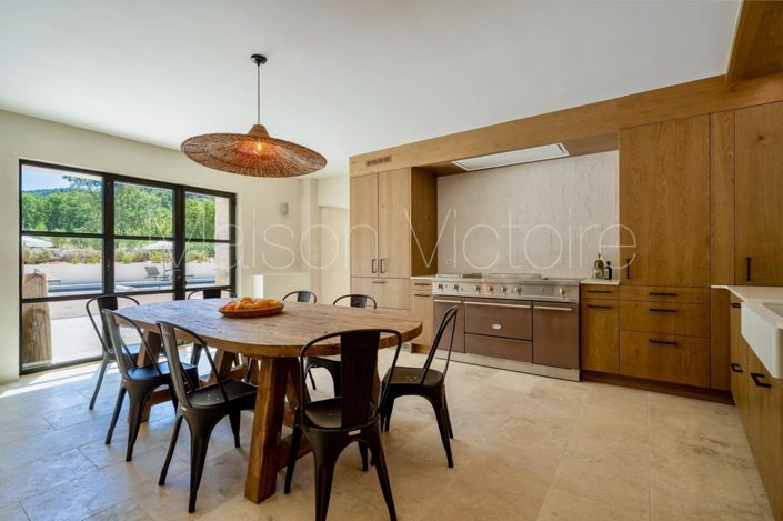 Image No.14-4 Bed House for sale