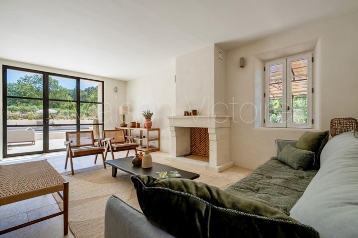 Image No.16-4 Bed House for sale