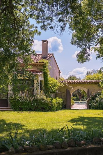 Image No.15-5 Bed House for sale