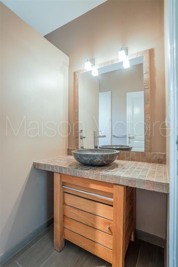 Image No.25-5 Bed House for sale