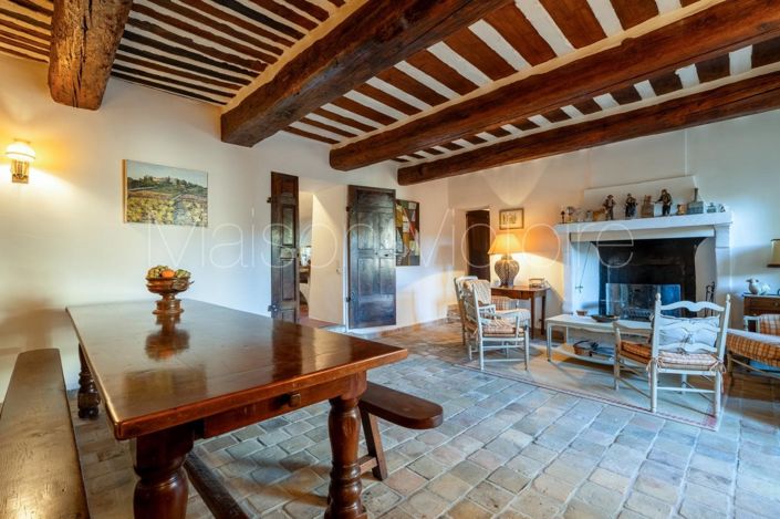 Image No.7-Maison de 6 chambres à vendre à Gordes
