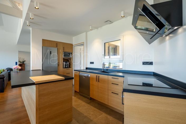 Image No.18-4 Bed House for sale