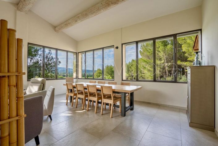 Image No.11-8 Bed House for sale