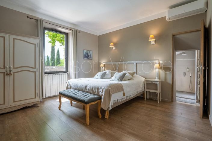 Image No.17-11 Bed House for sale