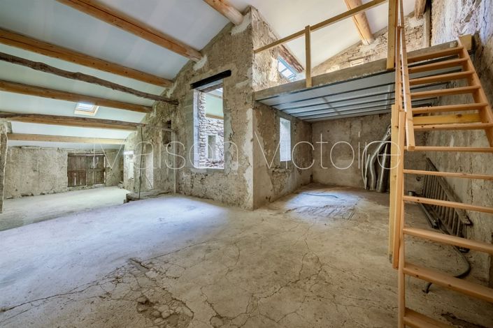 Image No.21-2 Bed House for sale