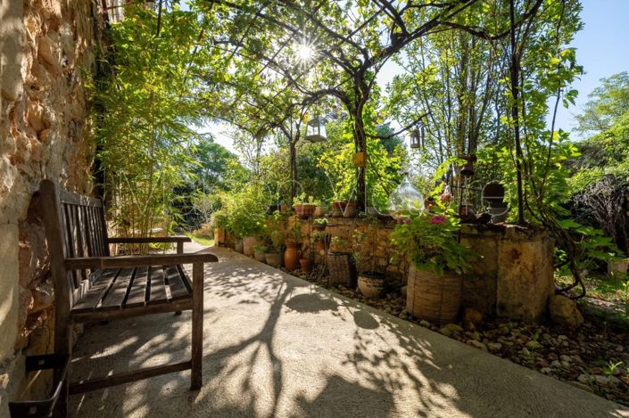 Image No.6-3 Bed House for sale