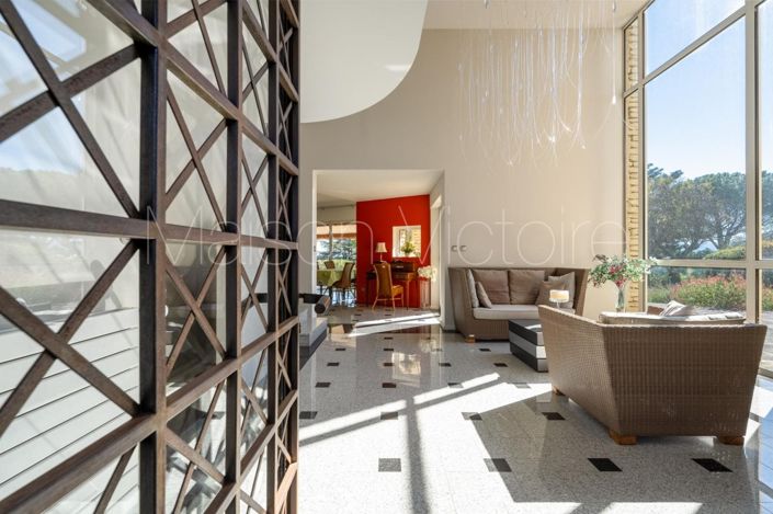 Image No.3-Maison de 3 chambres à vendre à Gordes