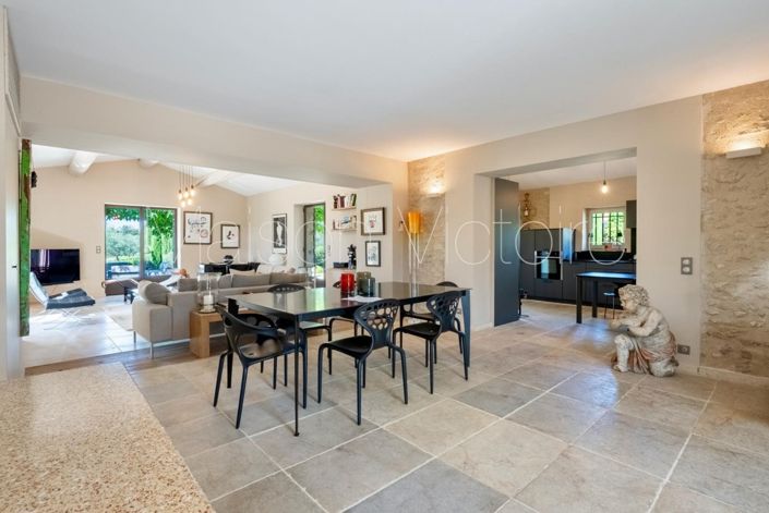 Image No.13-5 Bed House for sale