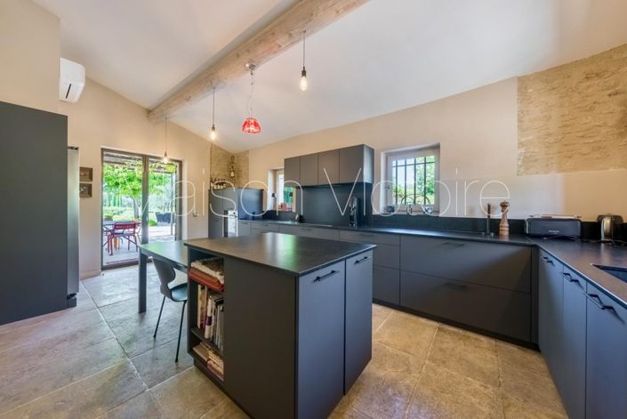 Image No.17-5 Bed House for sale