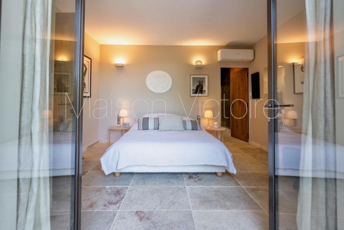 Image No.21-5 Bed House for sale