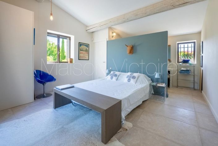 Image No.22-5 Bed House for sale