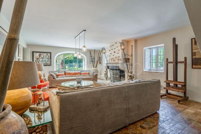 Image No.14-7 Bed House for sale