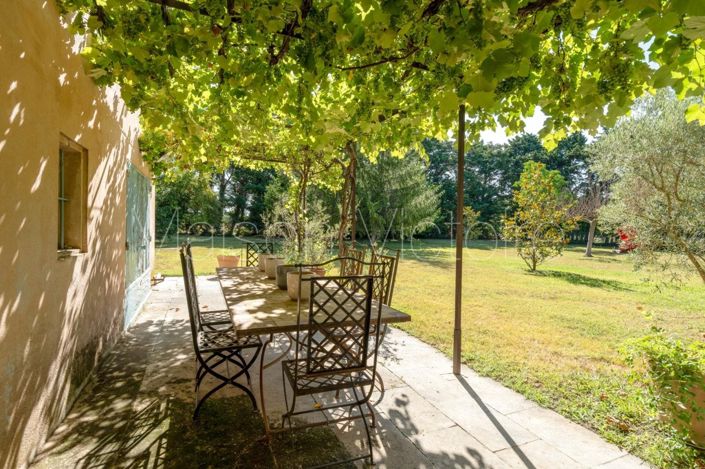 Image No.8-7 Bed House for sale